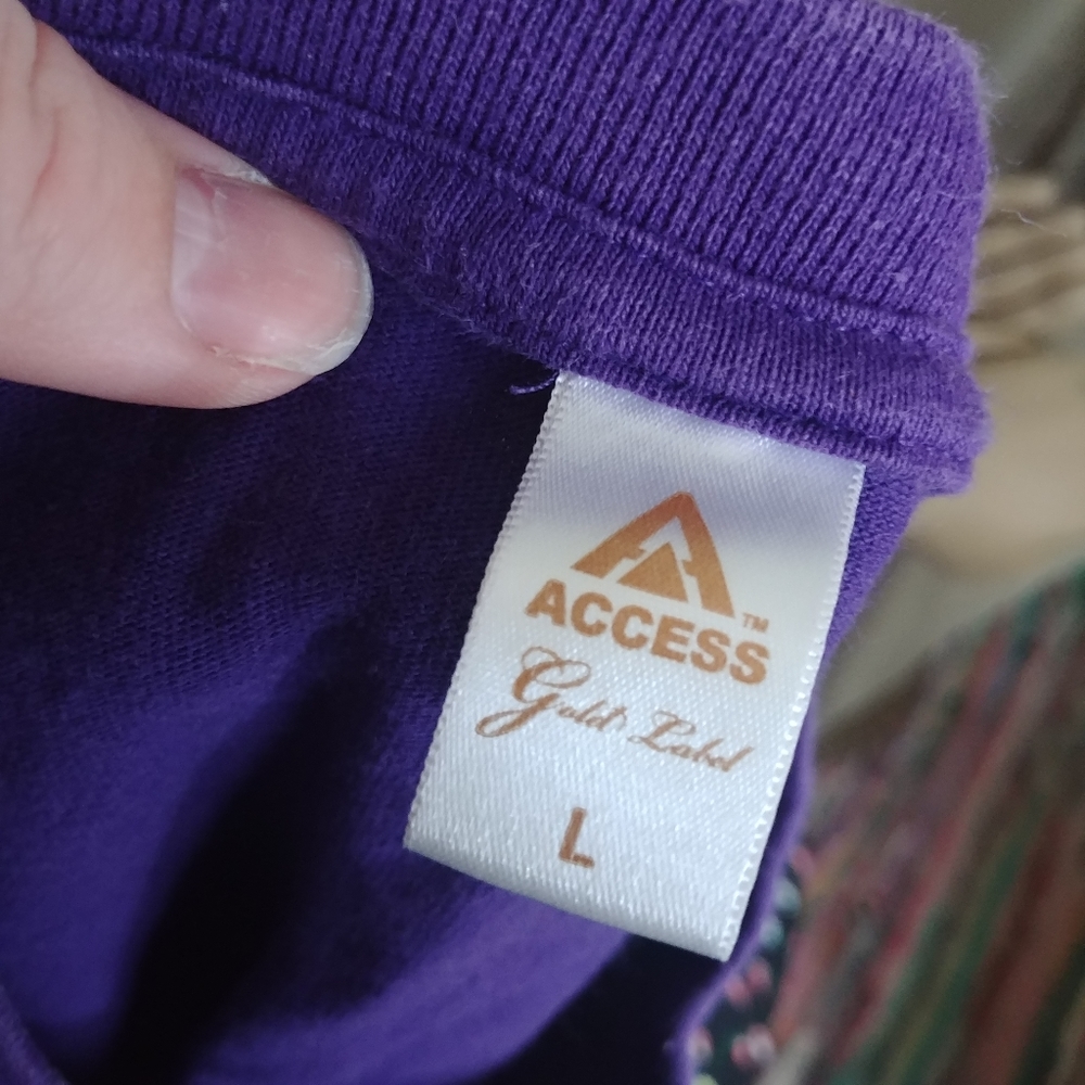 Access Gold Label | purple v neck tshirt basic solid color large - Picture 5 of 7